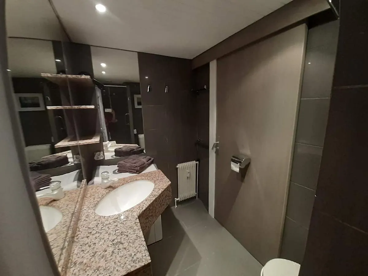 Studio Quartier Calme Centre Ville Vue Mont Blanc Chamonix